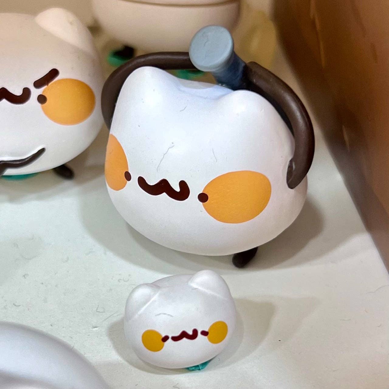 Caja ciega de gatos de malvavisco-9