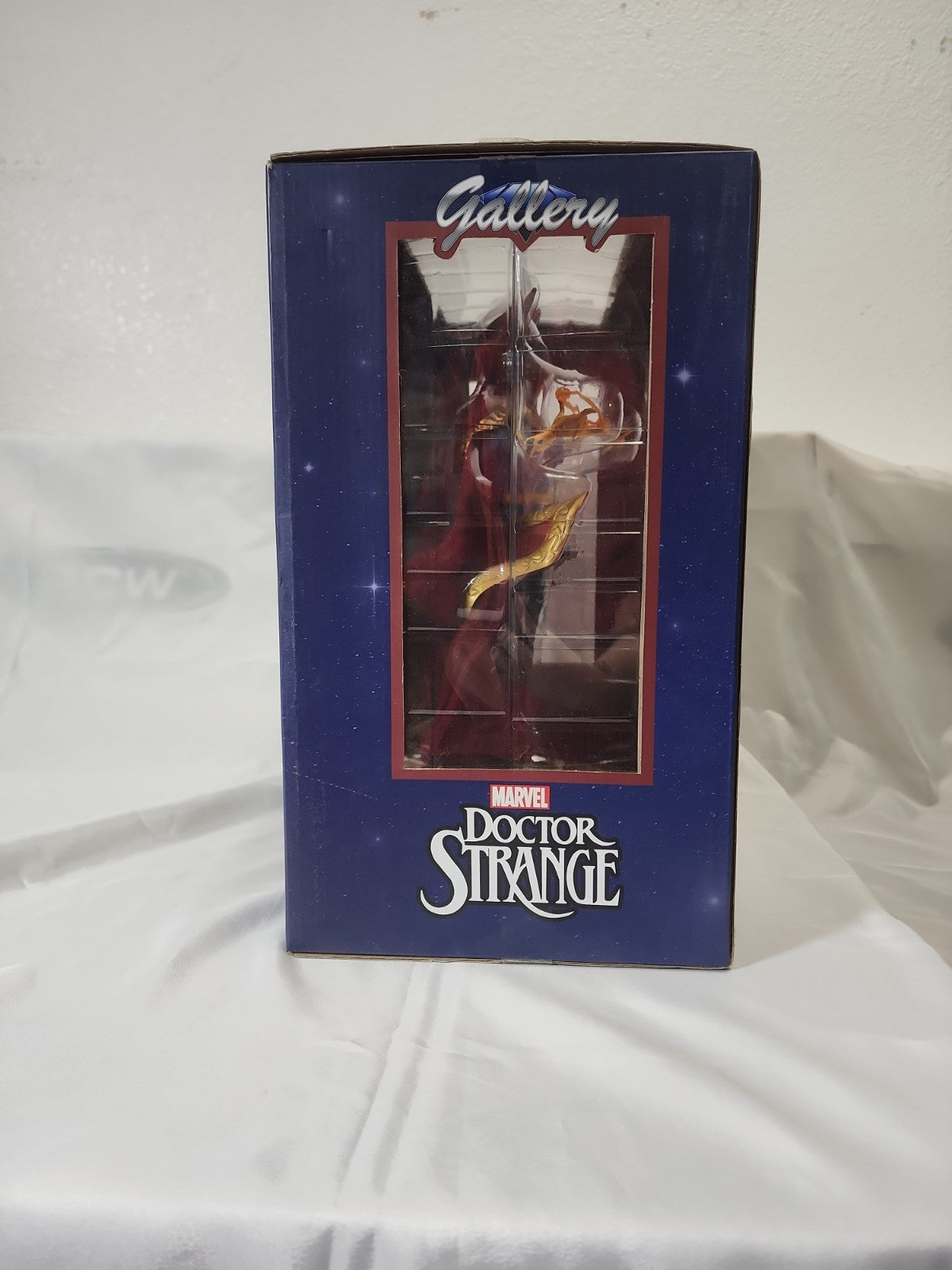 MARVEL GALLERY DIAMOND SELECT LARGE DR STRANGE PVC STATUE WITH BOX, JJ-B-023