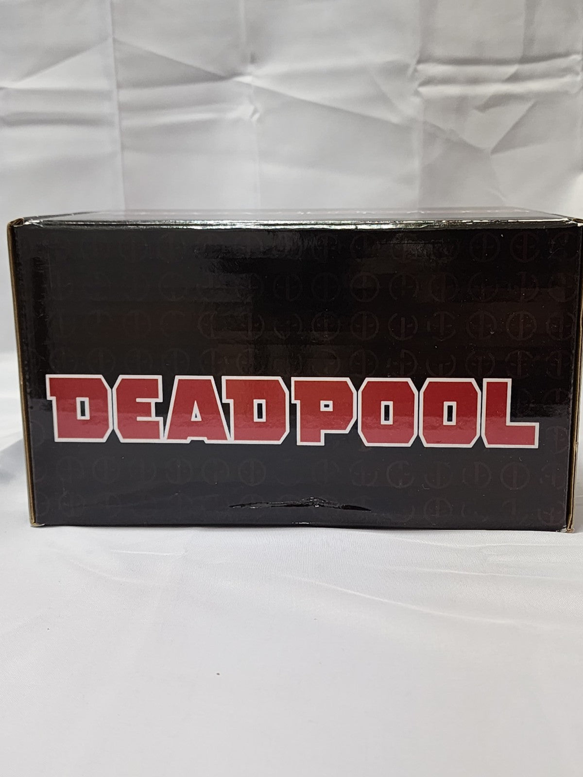 Marvel collector corps Deadpool Funko Pop And Tee Size Medium BREE1