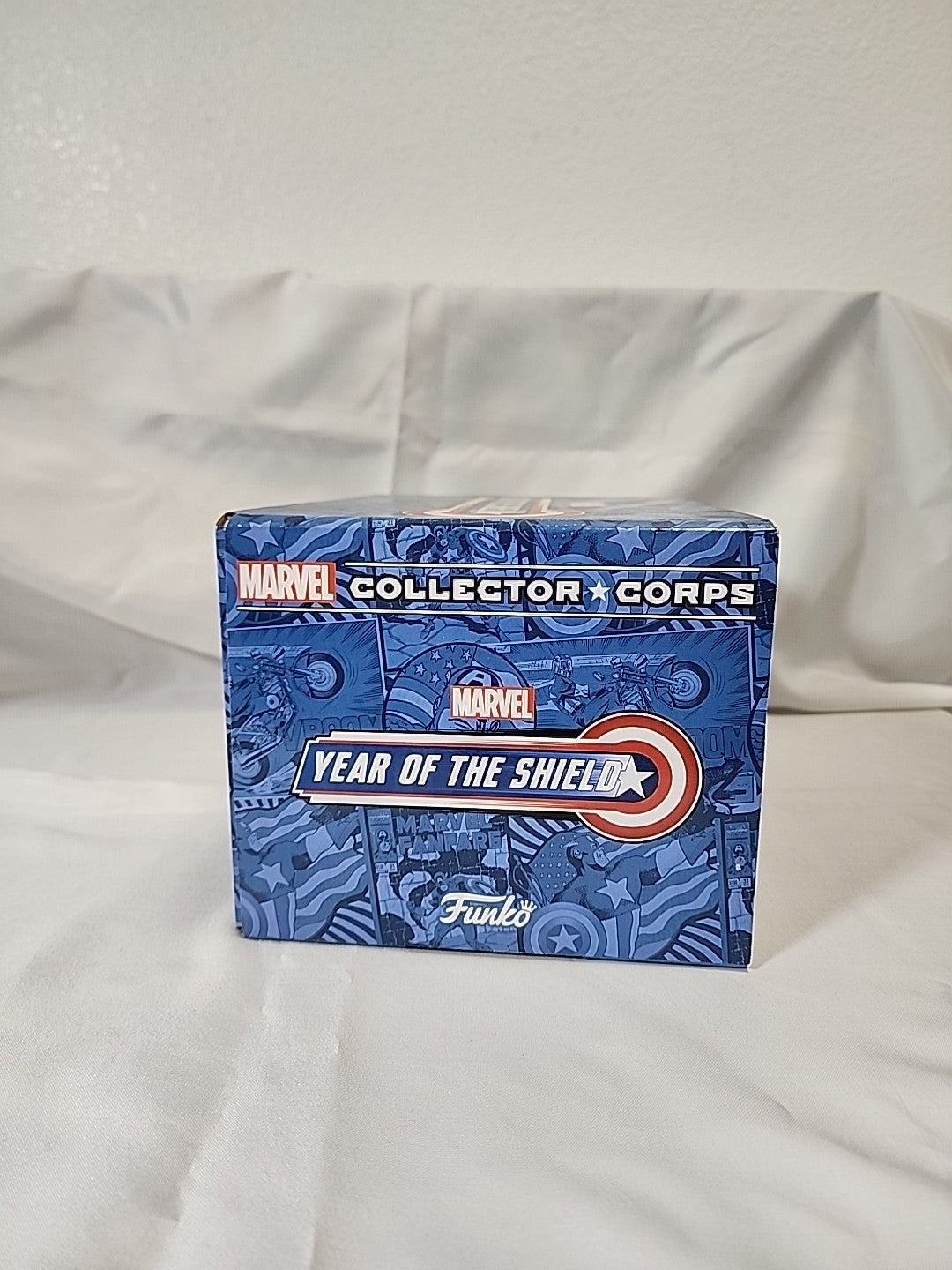 Funko Pop! Collectors Corps Year of the Shield Box S T-Shirt Sealed,JJ-B-044