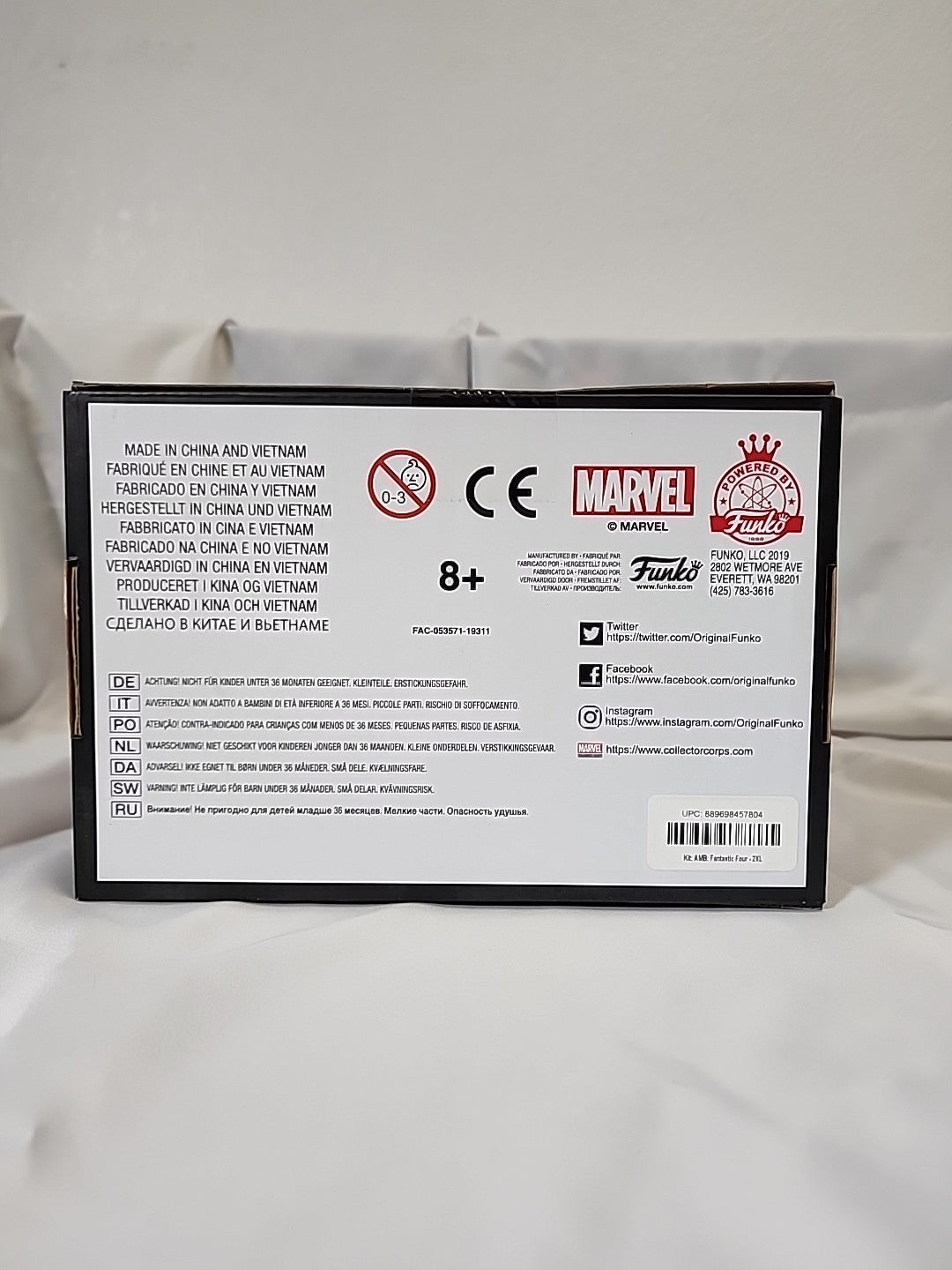 Funko Marvel Collector Corps Fantastic Four Box 2XL Shirt JJ-A-031