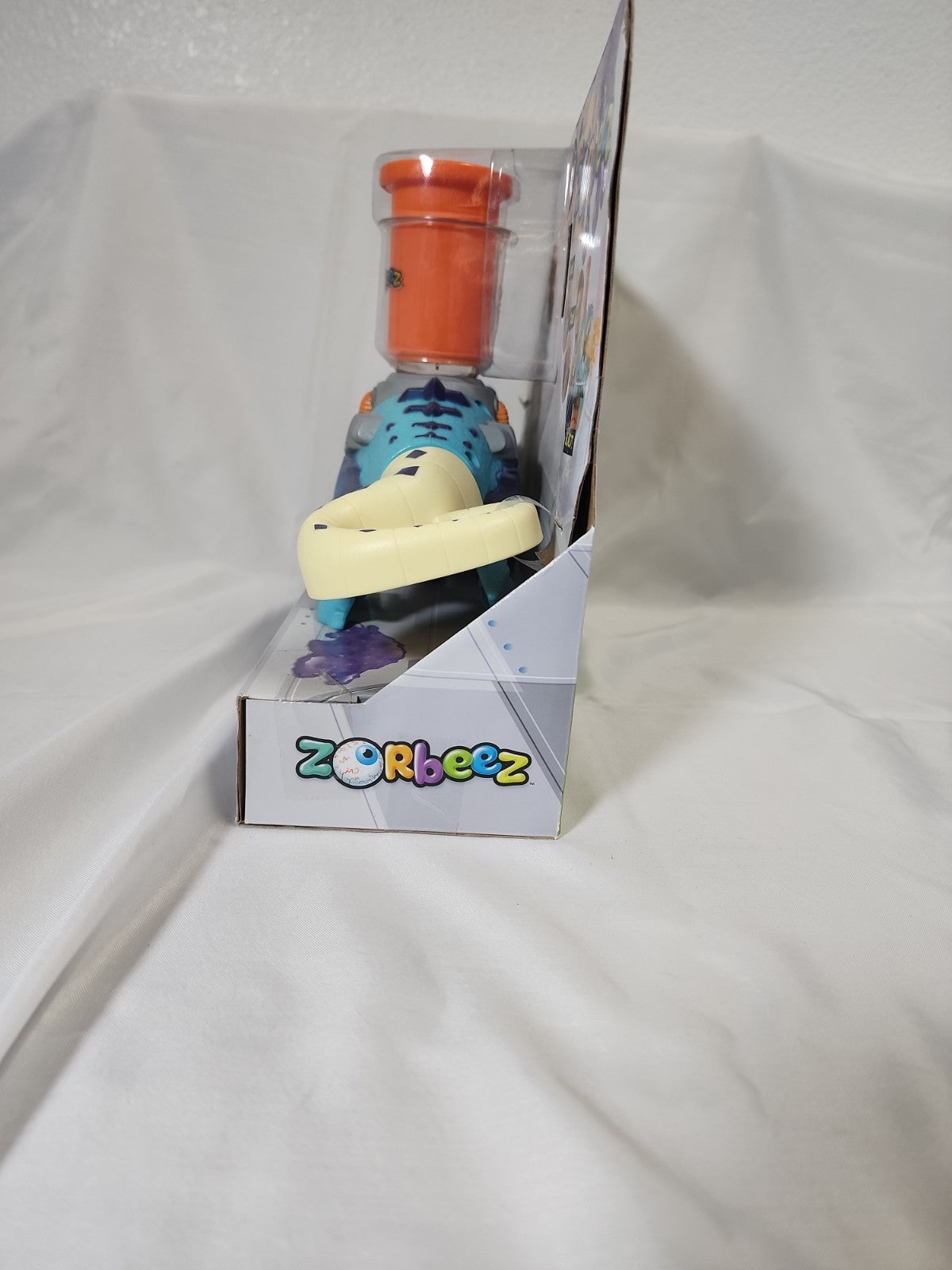 SEALED Zorbeez - Creature Chumper Big Ben Blaster & 3 Beads Packets, JJ-B-271