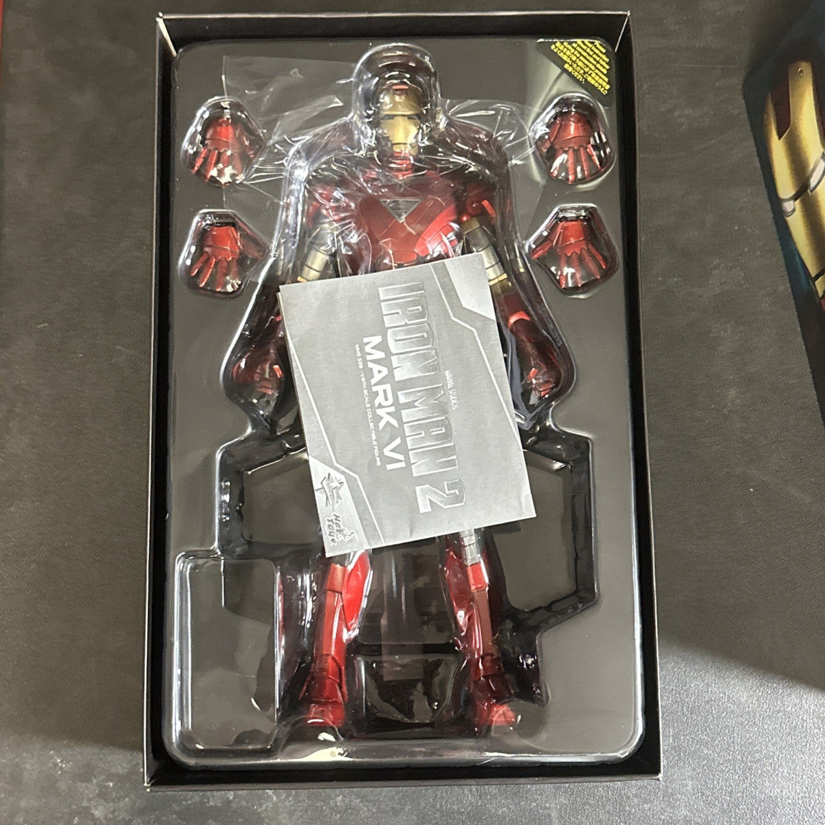 HOT TOYS IRON MAN MARk VI 6 MMS 3392