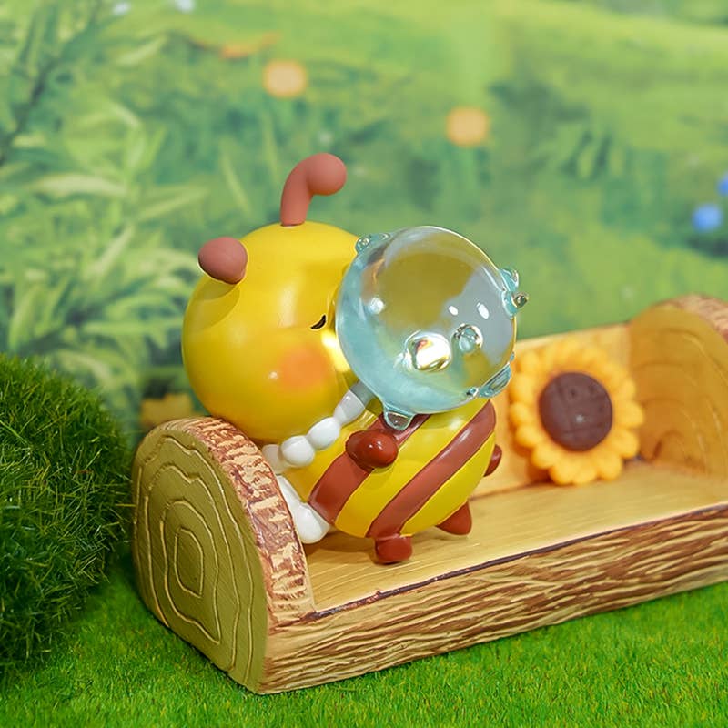 Caja ciega de 6 figuras de abejas