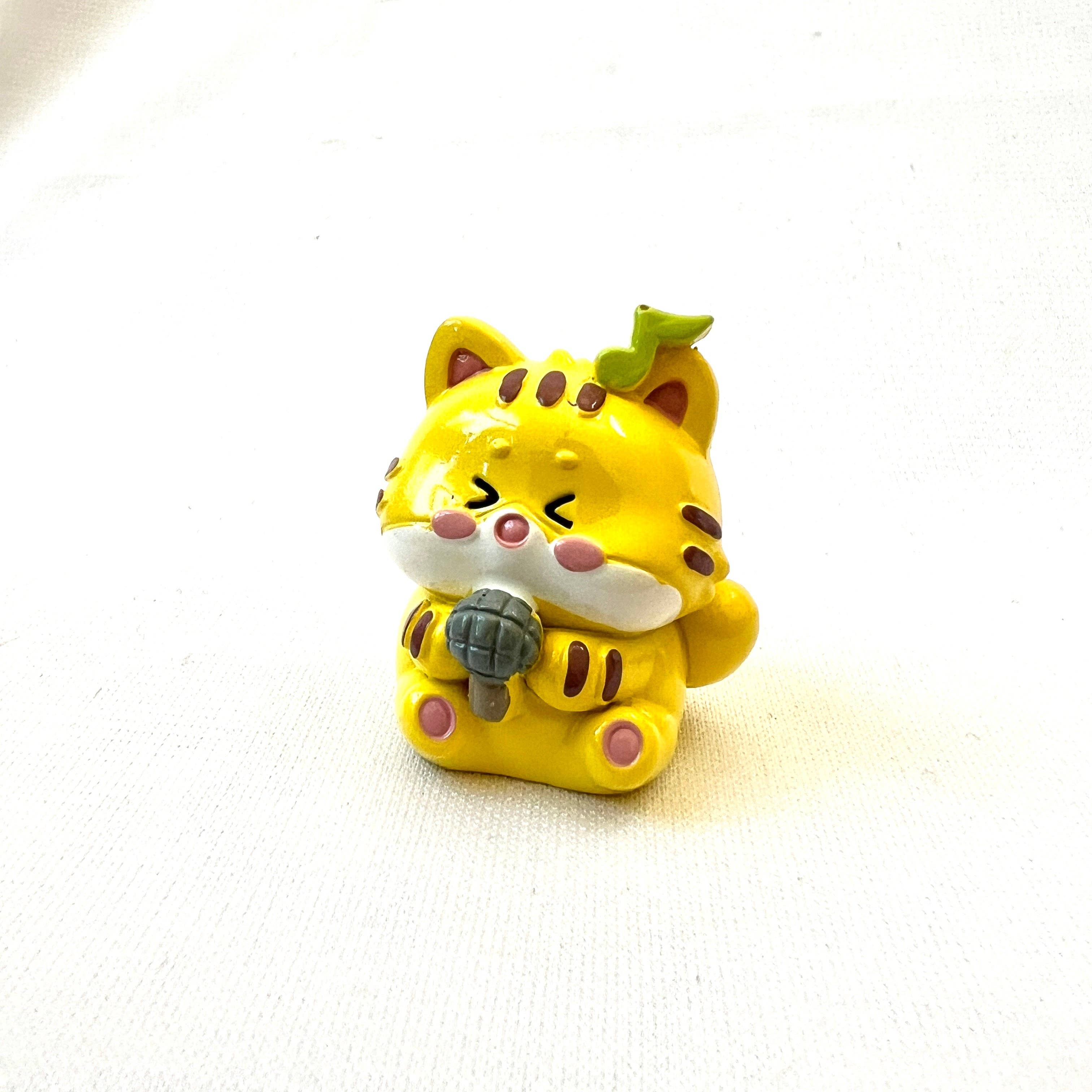 KITTEN HAKIMI'S MEOW LIFE CAT FIGURINE BLIND BOX