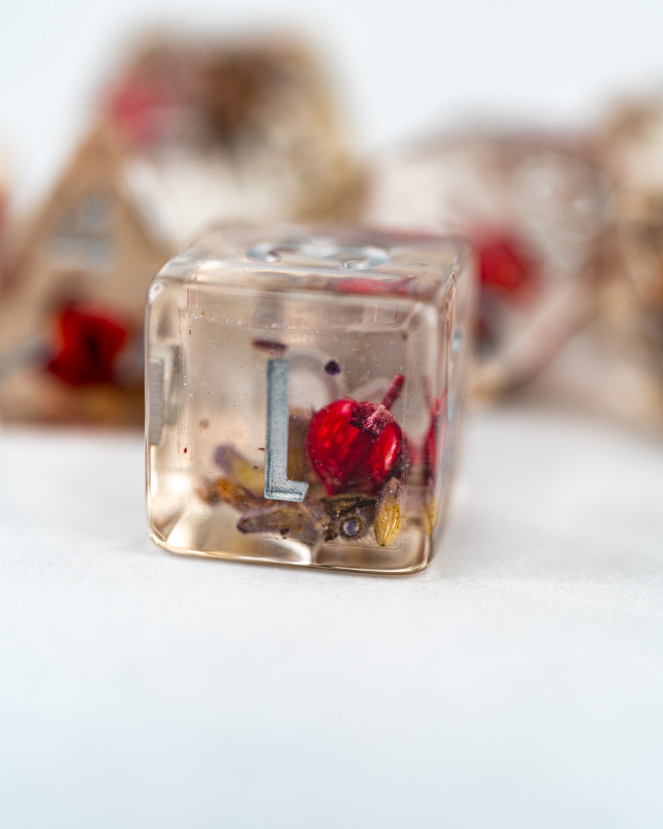 Rosehip and Wheat | 7 Piece Acrylic Inclusion Dice Set - Emberglow Gaming