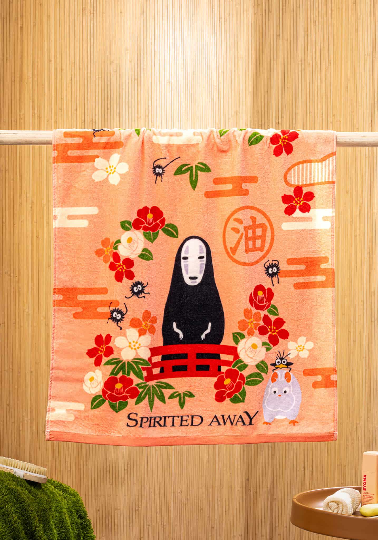 Spirited Away Bath Towel (No-face)