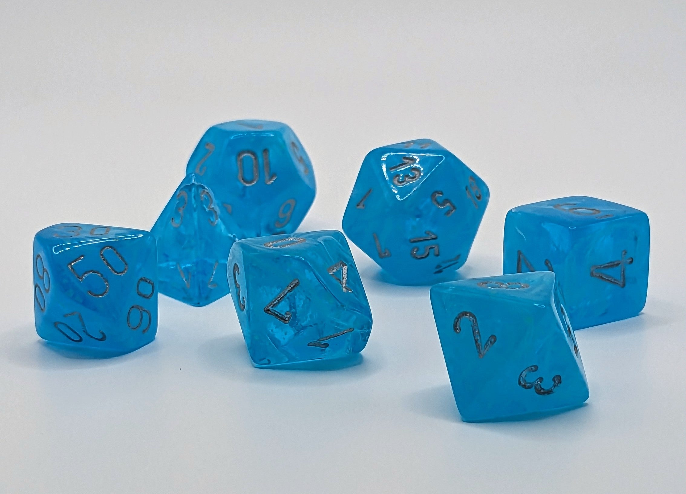 Dados: Chessex Luminary Sky/Silver