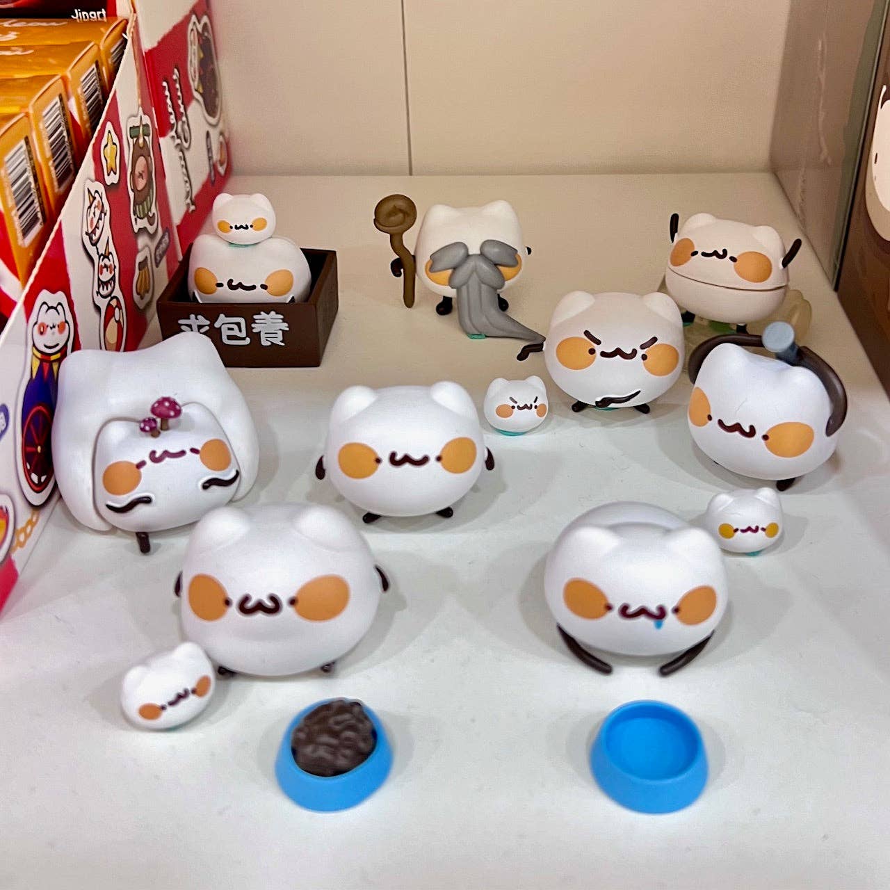 Caja ciega de gatos de malvavisco-9