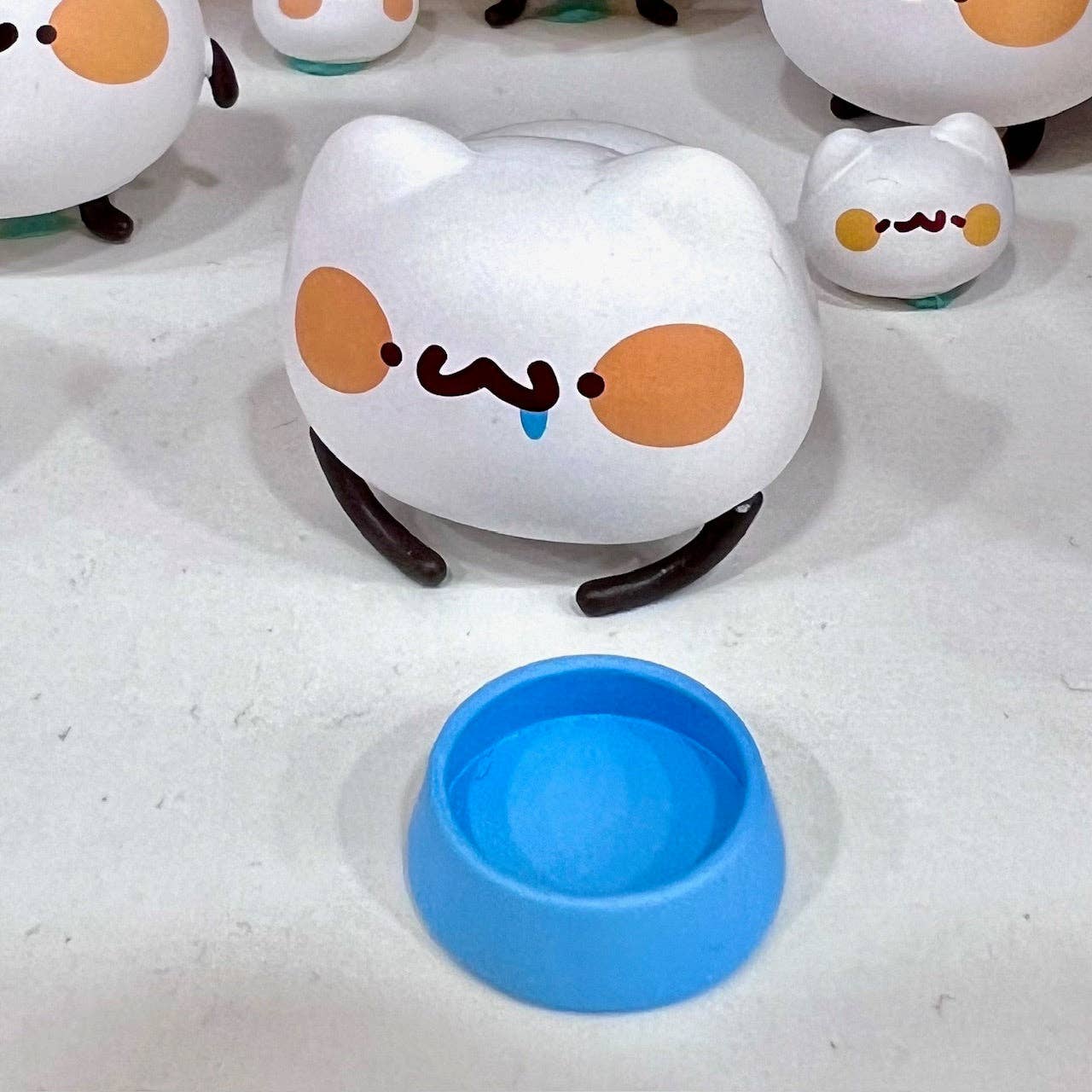 Caja ciega de gatos de malvavisco-9