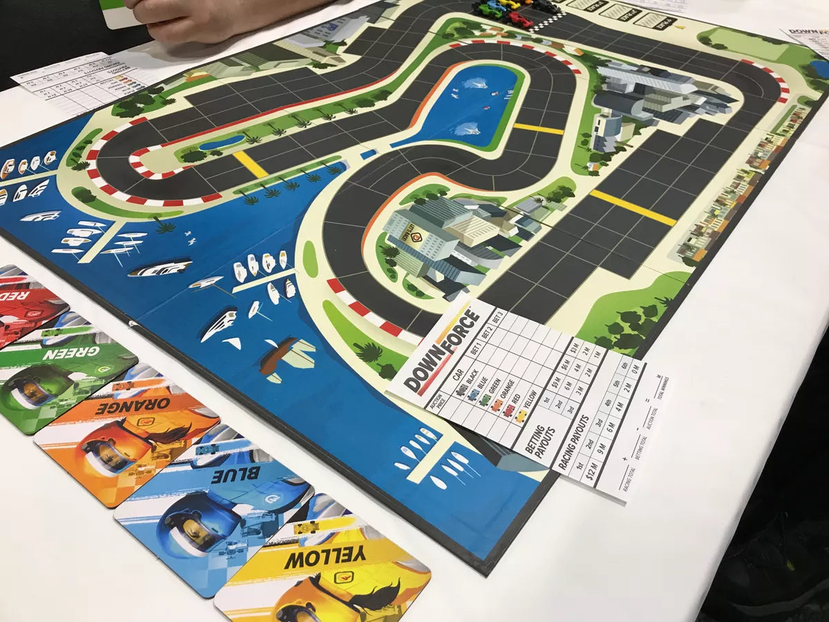 Downforce de Wolfgang Kramer: El juego de la velocidad de alto riesgo