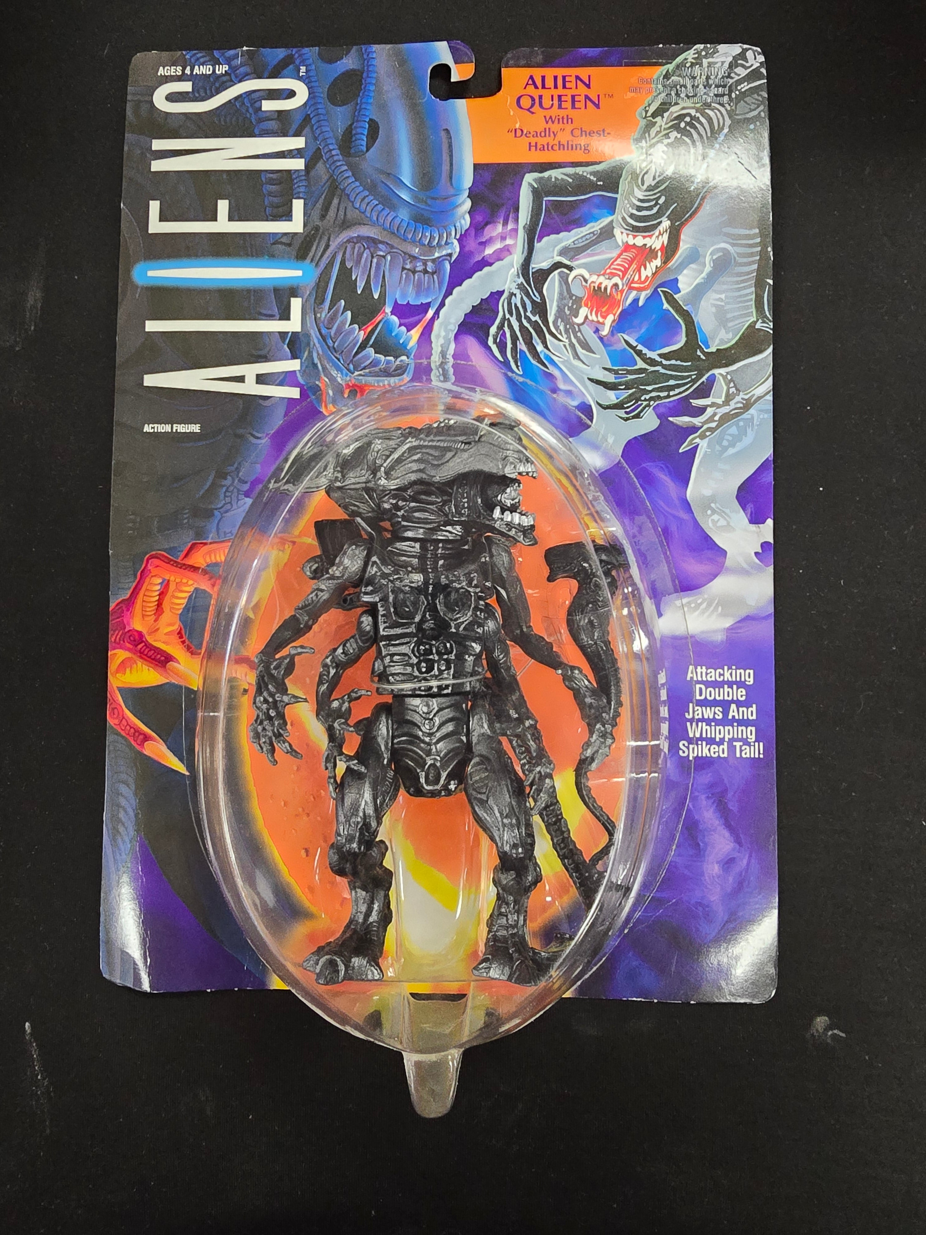 Aliens: Alien Queen w/ "Deadly" Chest-Hatchling