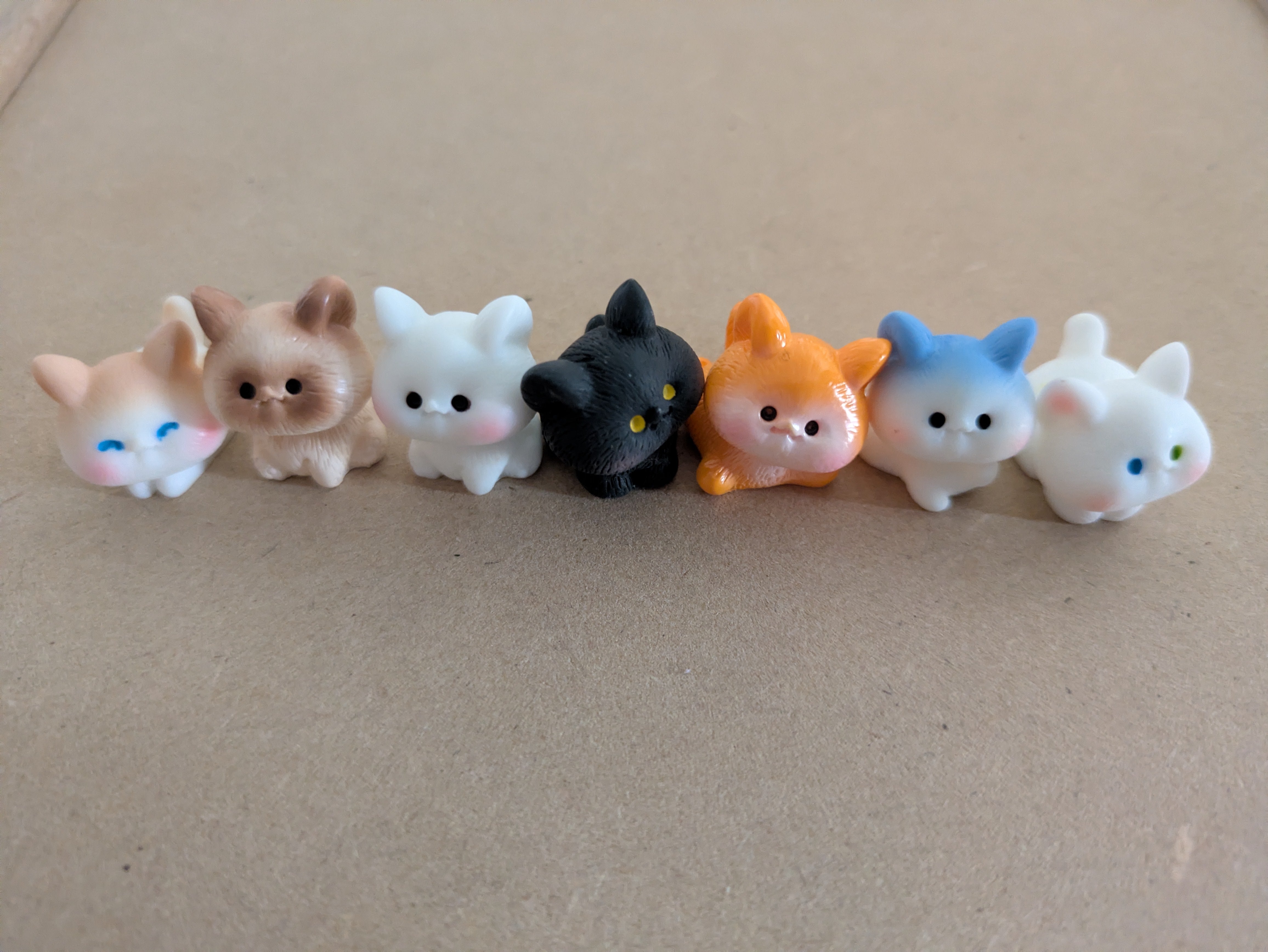 Magic The Gathering: Cat Token Miniature (Random Type)