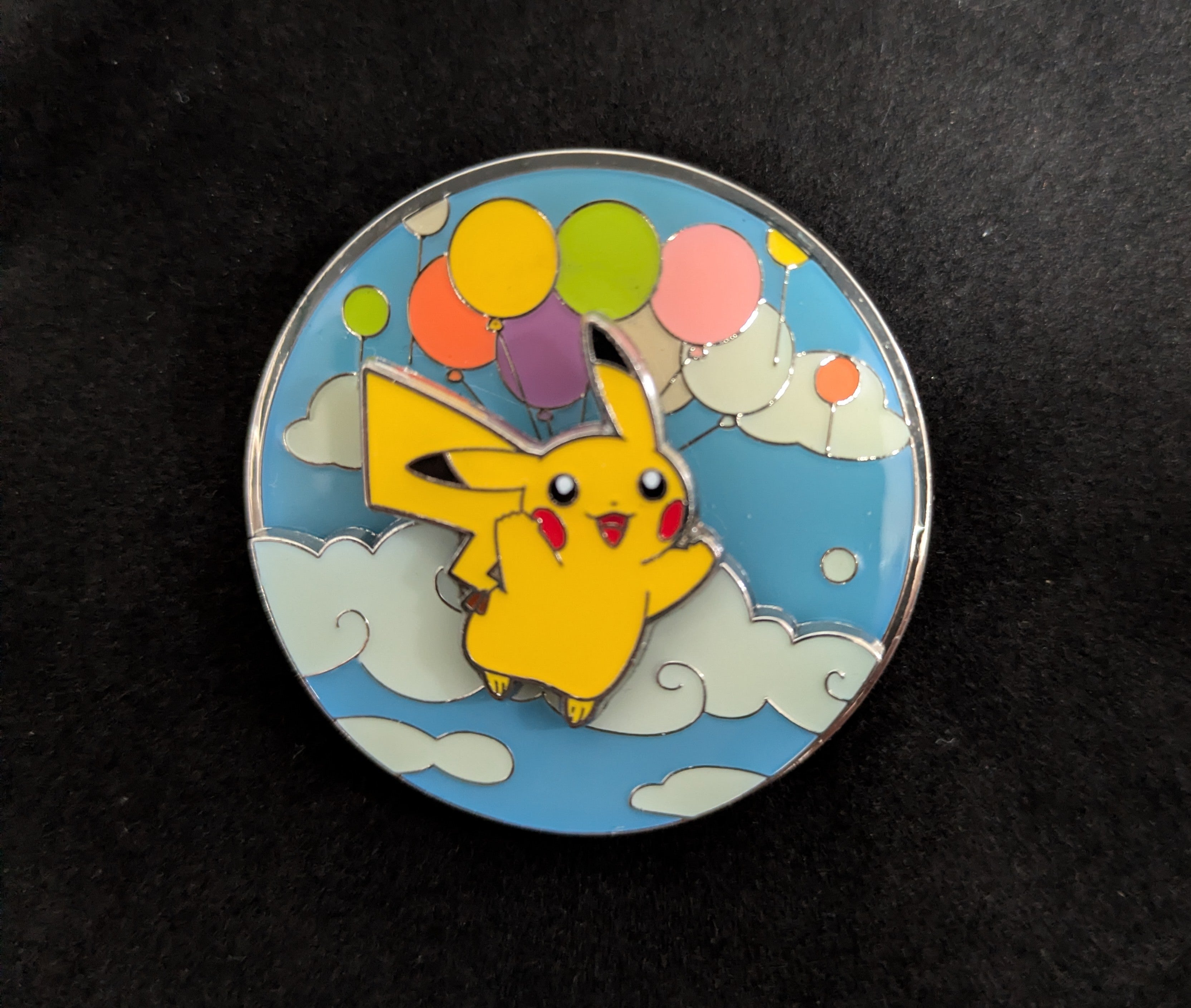Pokémon Official Pin: Surfing/Flying 2021 Pikachu Pin