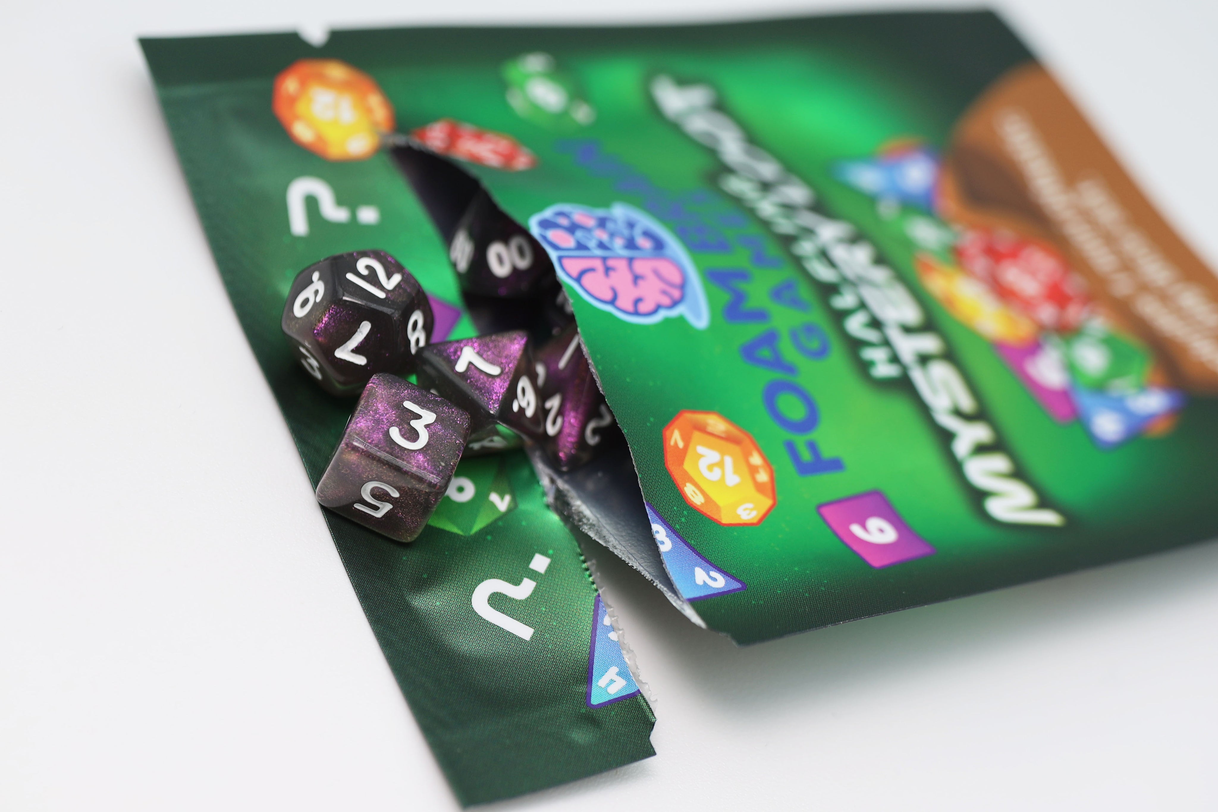 Halfling Mystery Loot: 1 mini plastic RPG set