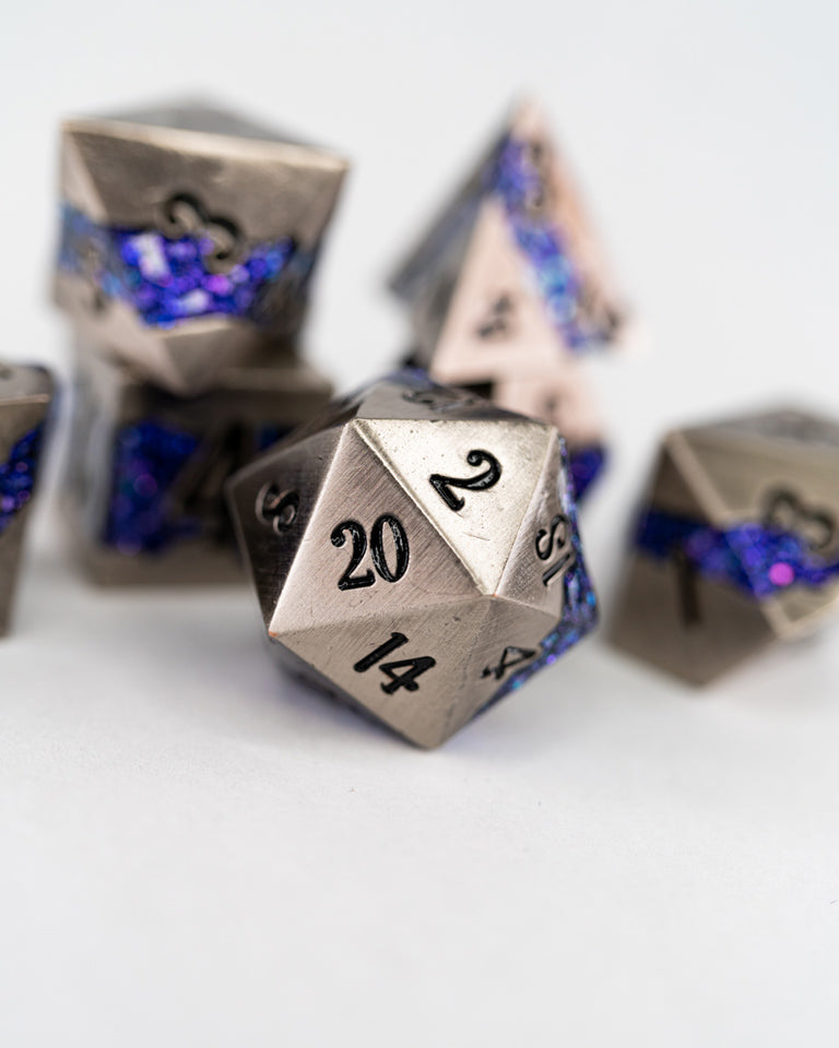 Fool's King | 7 Piece Metal Dice Set - Emberglow Gaming
