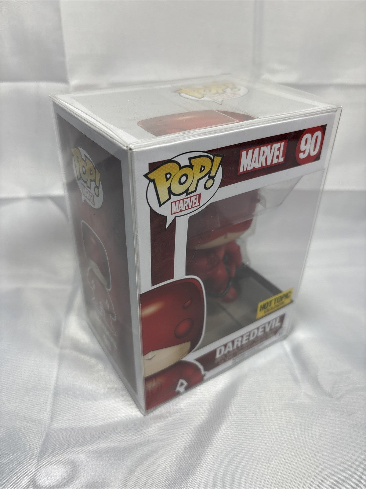 Funko Pop! Marvel No. 90 Daredevil Hot Topic Exclusive w/ Protector JJ0220JW4