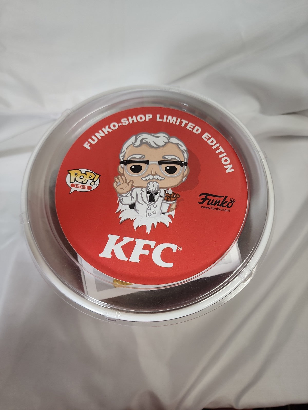 Funko Pop!Tees KFC Bucket Gold Vinyl Colonel Sanders Figure 2XL T-Shirt,JJ-B-251
