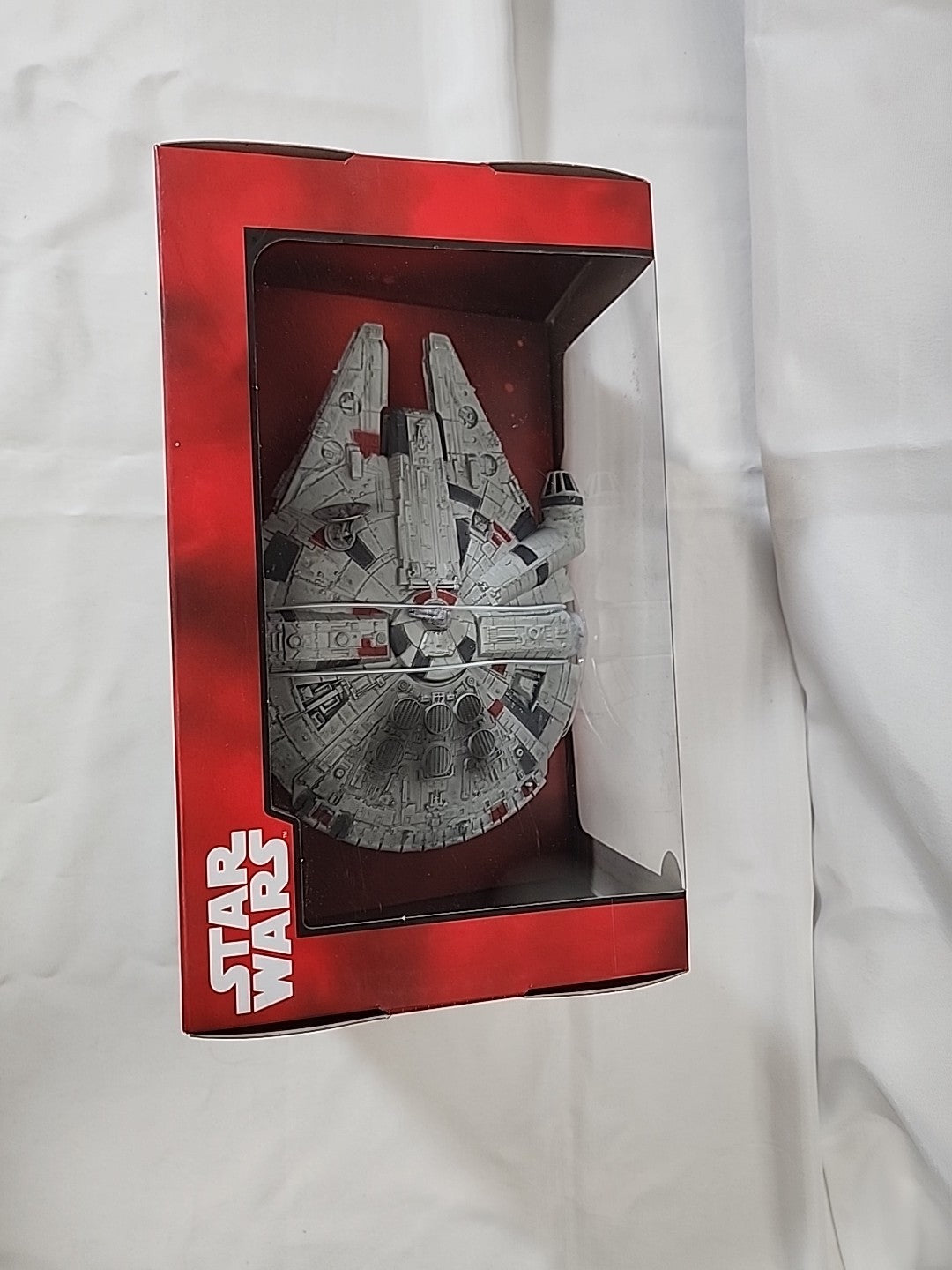 Star Wars Millennium Falcon Deluxe Die Cast Vehicle Disney Store w/ Box, JJ-B-053