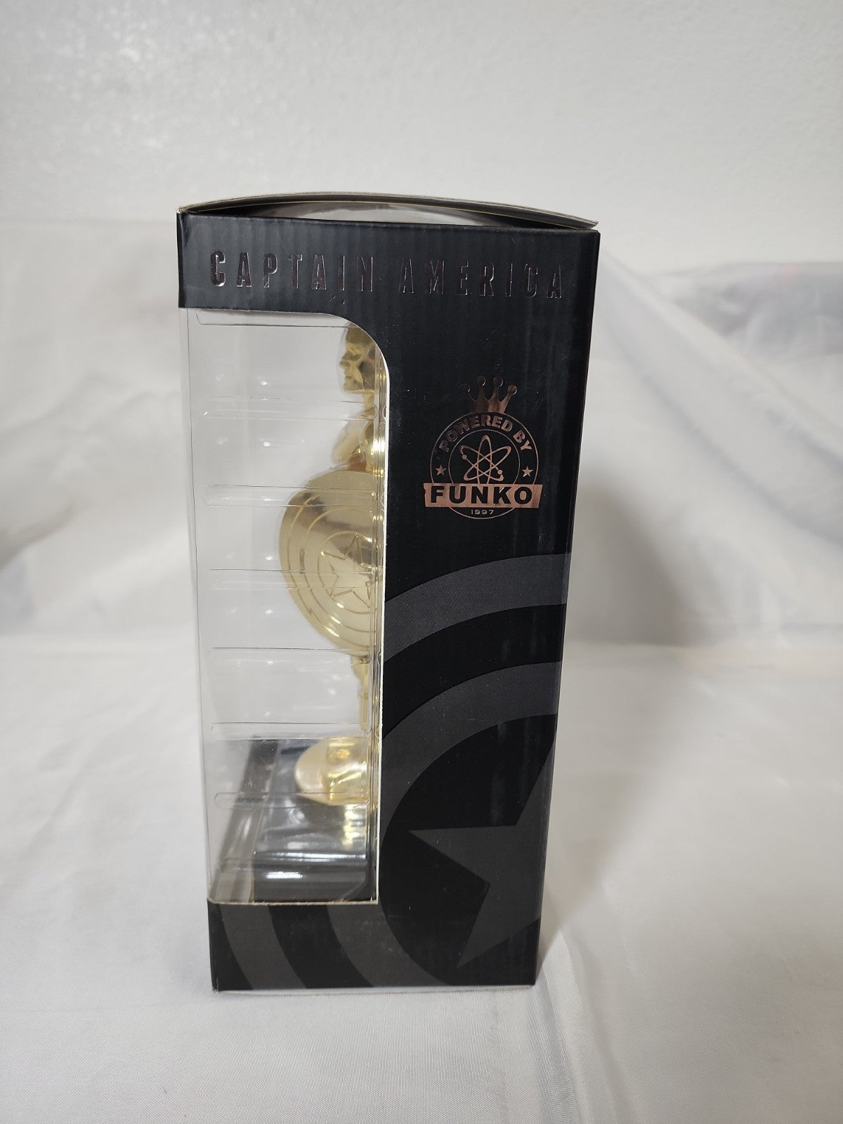 Marvel Funko Collector Corps Captain America Gold Statue 2015,JJ-B-261