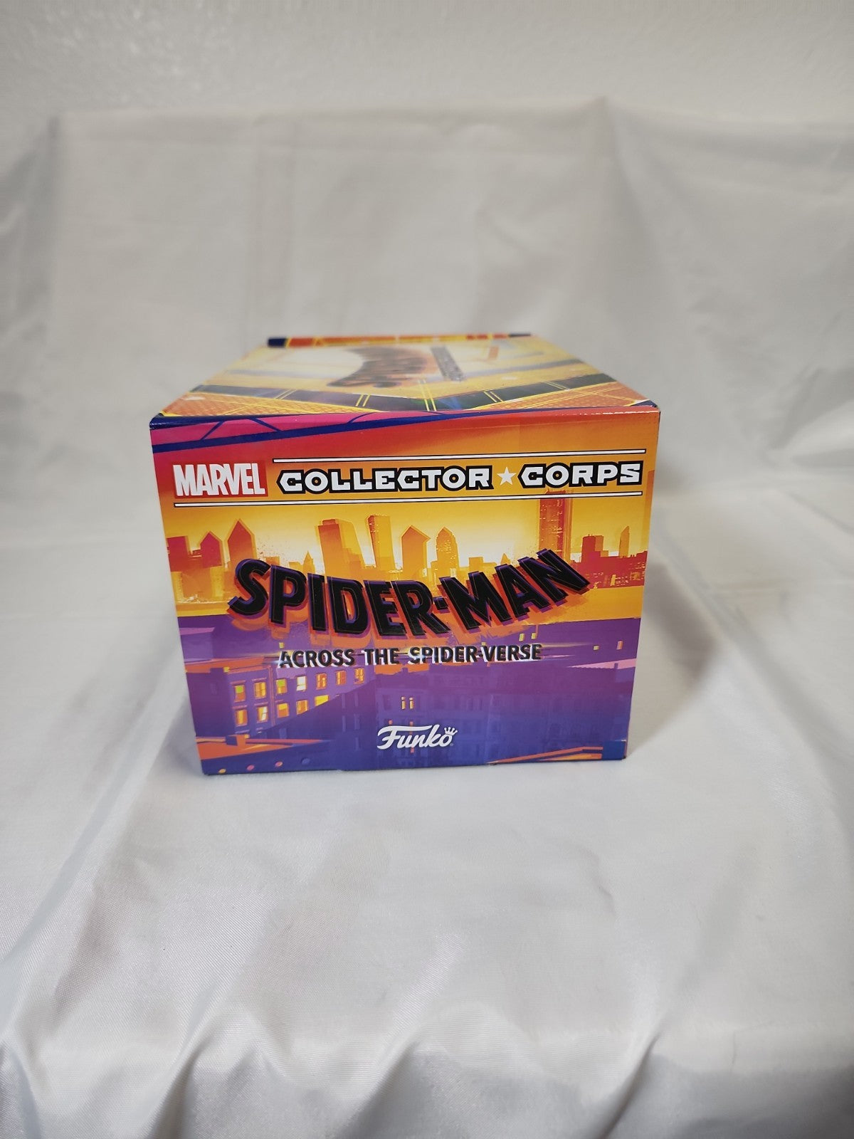 Funko Pop!Collector Corps ~ Spider-Man: Across the Spider-Verse Size 2XL.JJ-B-273