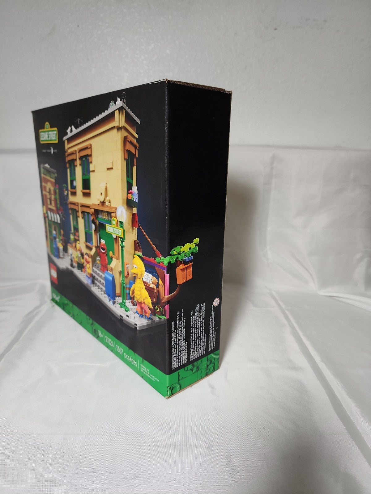 LEGO Ideas: 123 Sesame Street (21324) Retired Set 100% Authentic LEGO,JJ-B-241