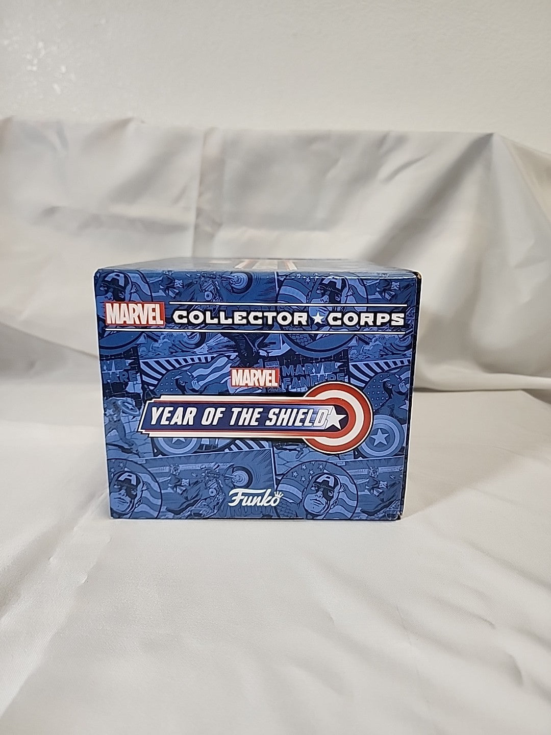Funko Pop! Collectors Corps Year of the Shield Box S T-Shirt Sealed,JJ-B-045