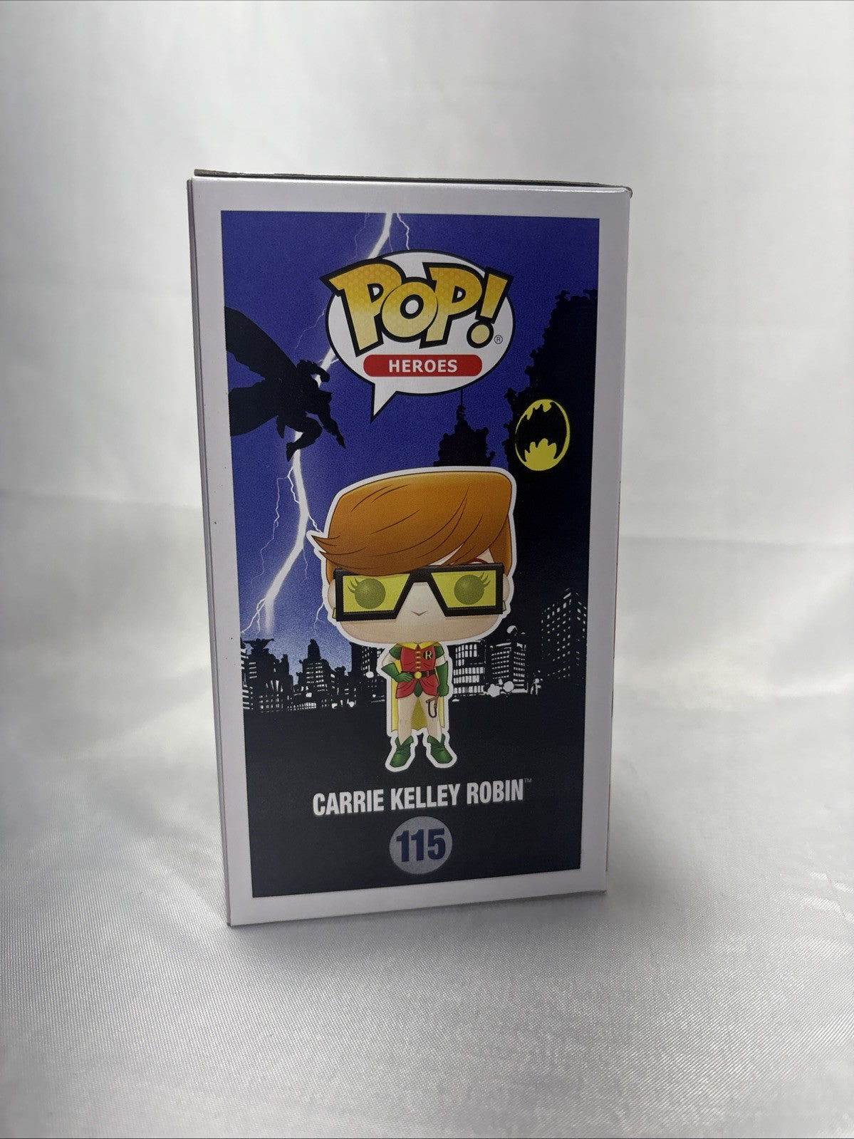 Funko POP! DC Batman: PX Exclusive Carrie Kelley Robin Figure #115 JJ0230JW1