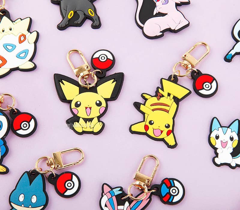 Paquete variado de llaveros y abalorios para bolsos con personajes de Pokémon