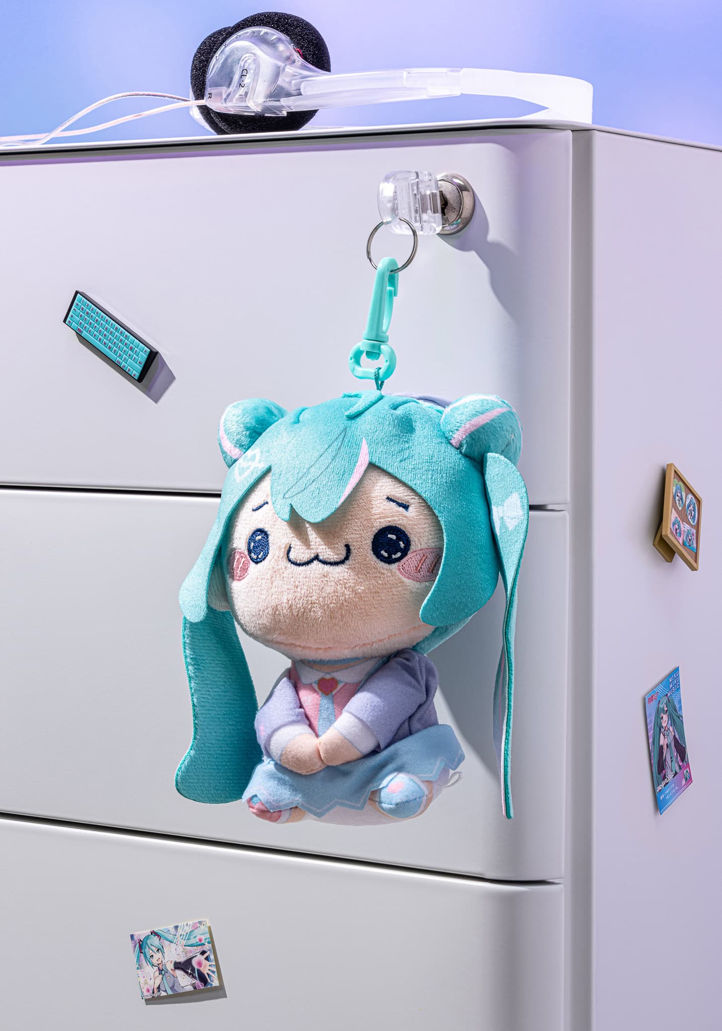 Hatsune Miku MOCHIPICO Plush Toy 5.9" (Love Blazer Smiling)