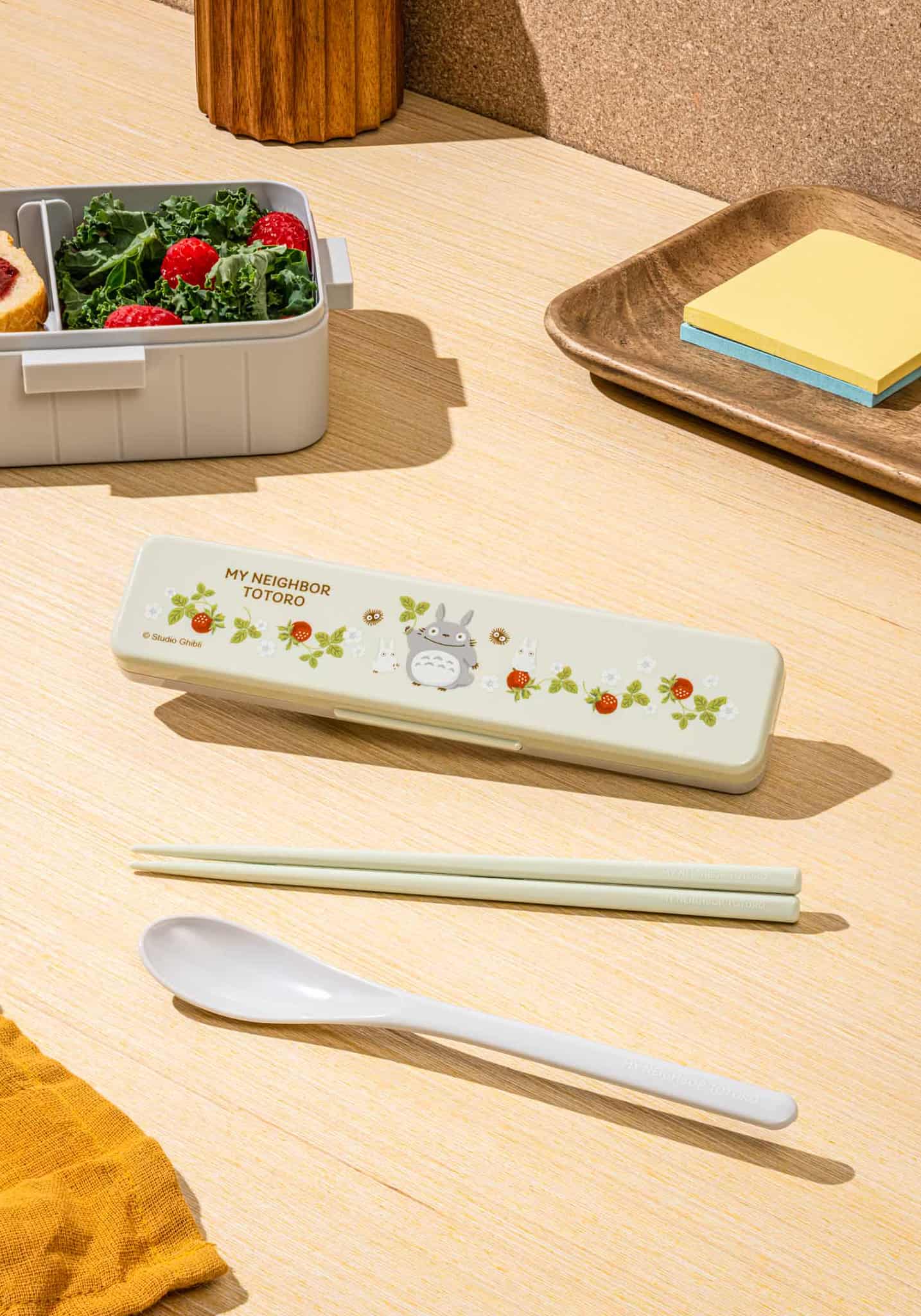 My Neighbor Totoro Chopsticks and Spoon with Case (Raspberry)
