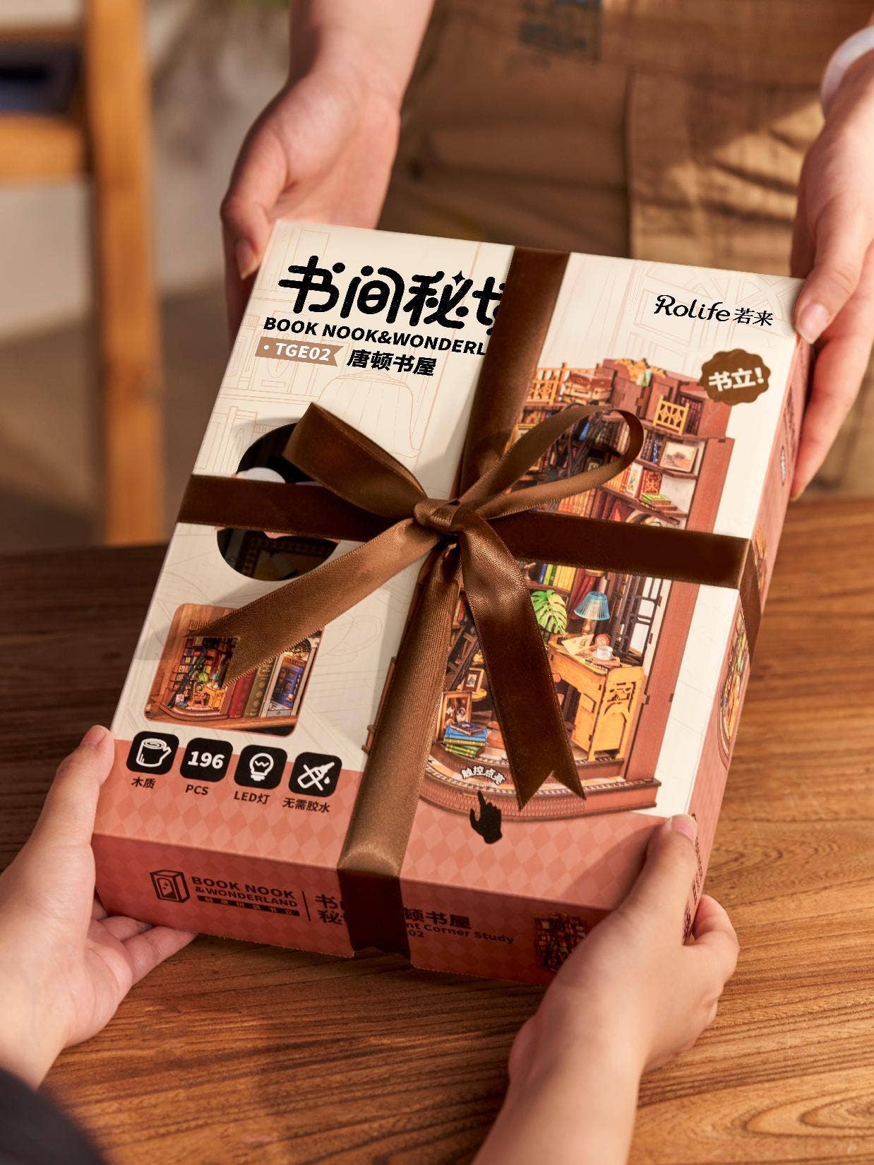 TGE02 Rolife Silent Corner Study DIY Book Nook Shelf Insert