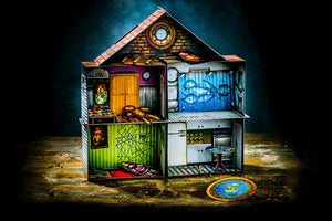 Escape The Room: Cursed Dollhouse