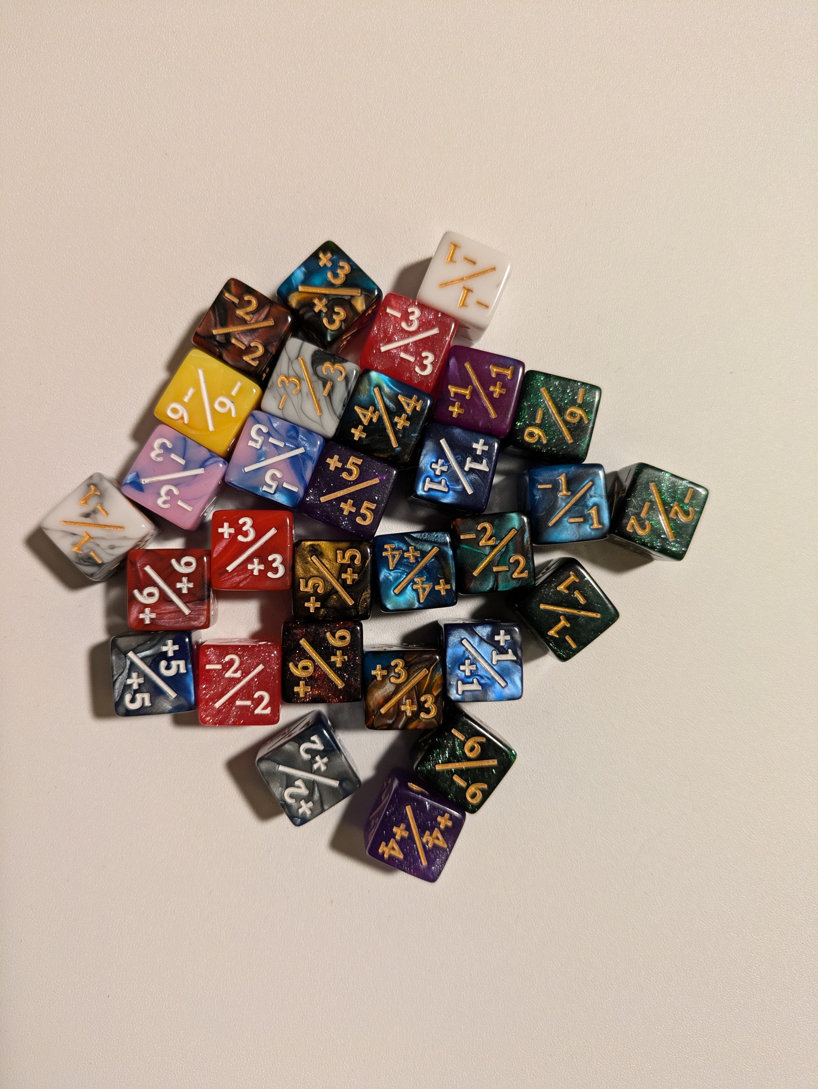 Magic the Gathering: +1/-1 Dice, 12 mm, set of 30