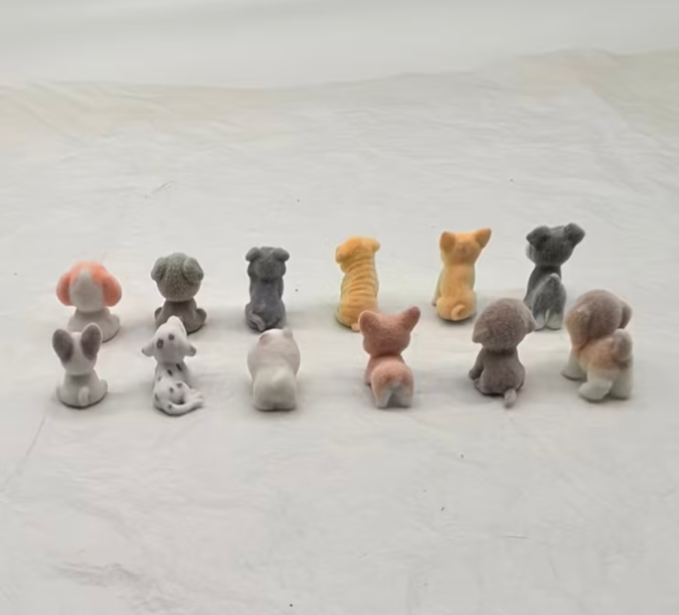 Magic The Gathering: Dog Token Miniature (Random Style)